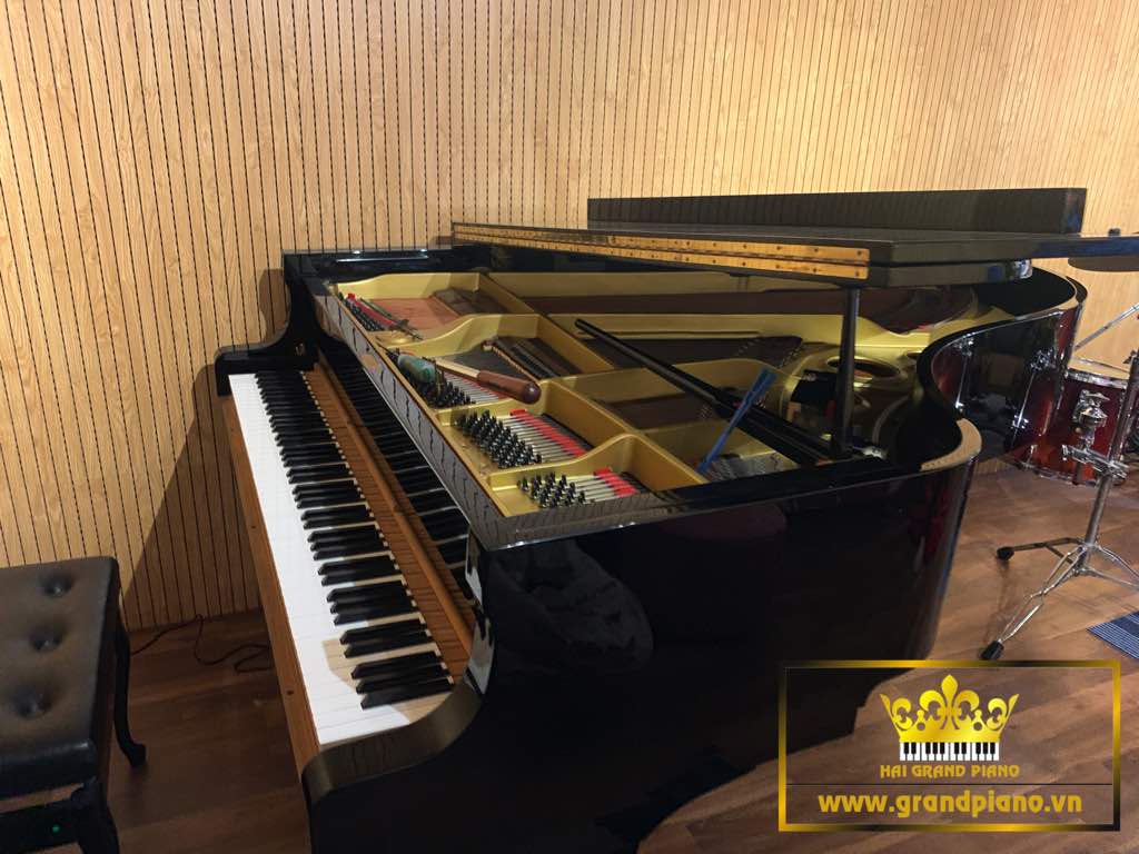 GRAND-PIANO-YAMAHA-G5E-2