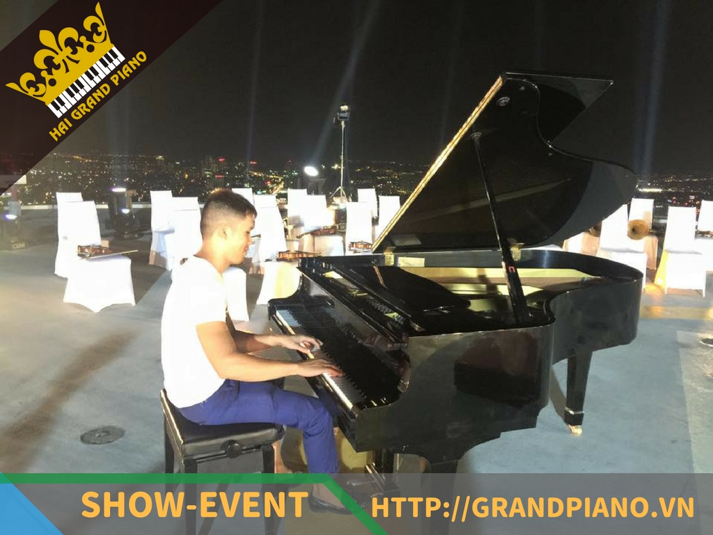 Tòa nhà Bitexco- Đàn Grand Piano Yamaha G3E Biểu Diễn