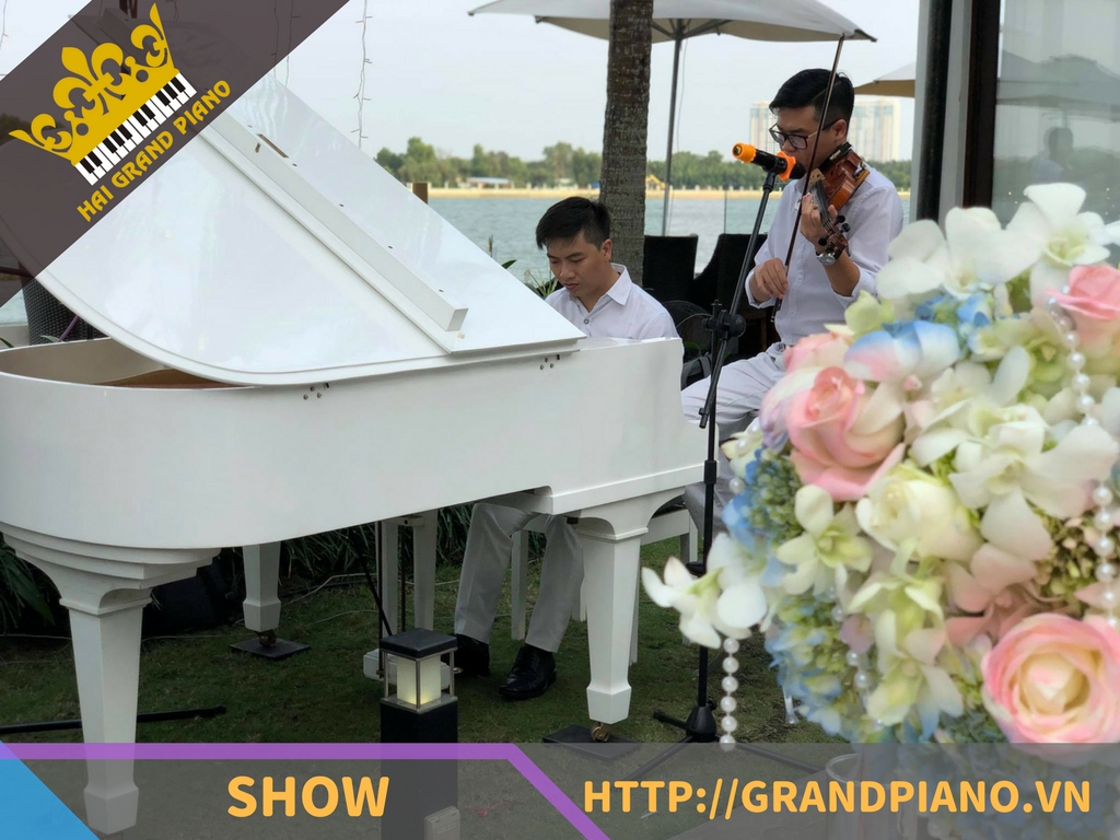 khach-hang-grand-piano-24