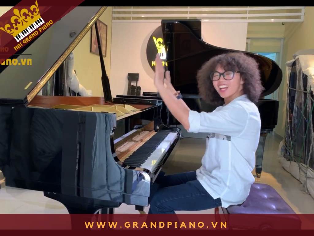 NGHỆ SĨ PIANO TUẤN MẠNH THĂM VÀ CHỌN ĐÀN TẠI HẢI GRAND PIANO 