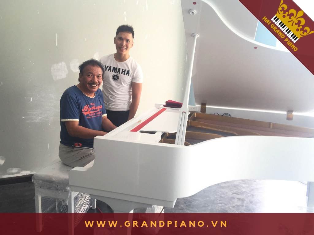 HẢI GRAND PIANO ĐƯA ĐÀN PIANO VỀ NHÀ MỚI NS TRẦN TIẾN 