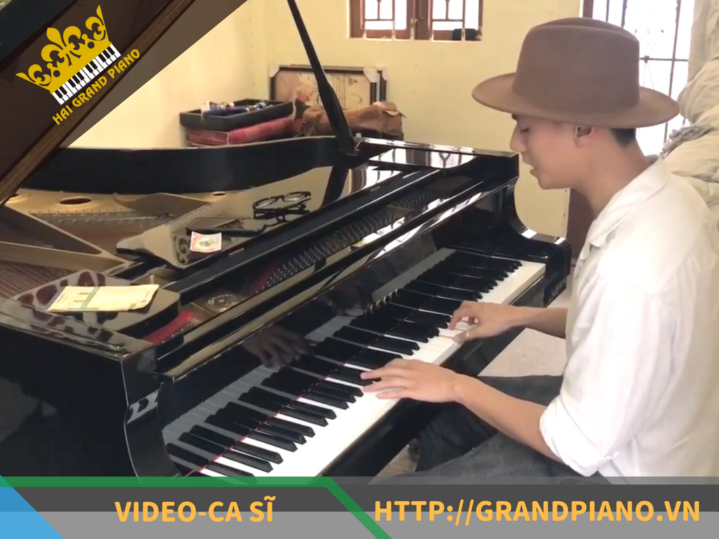 Rocker Nguyễn Thăm Và Thử Đàn Grand Piano Yamaha C7 