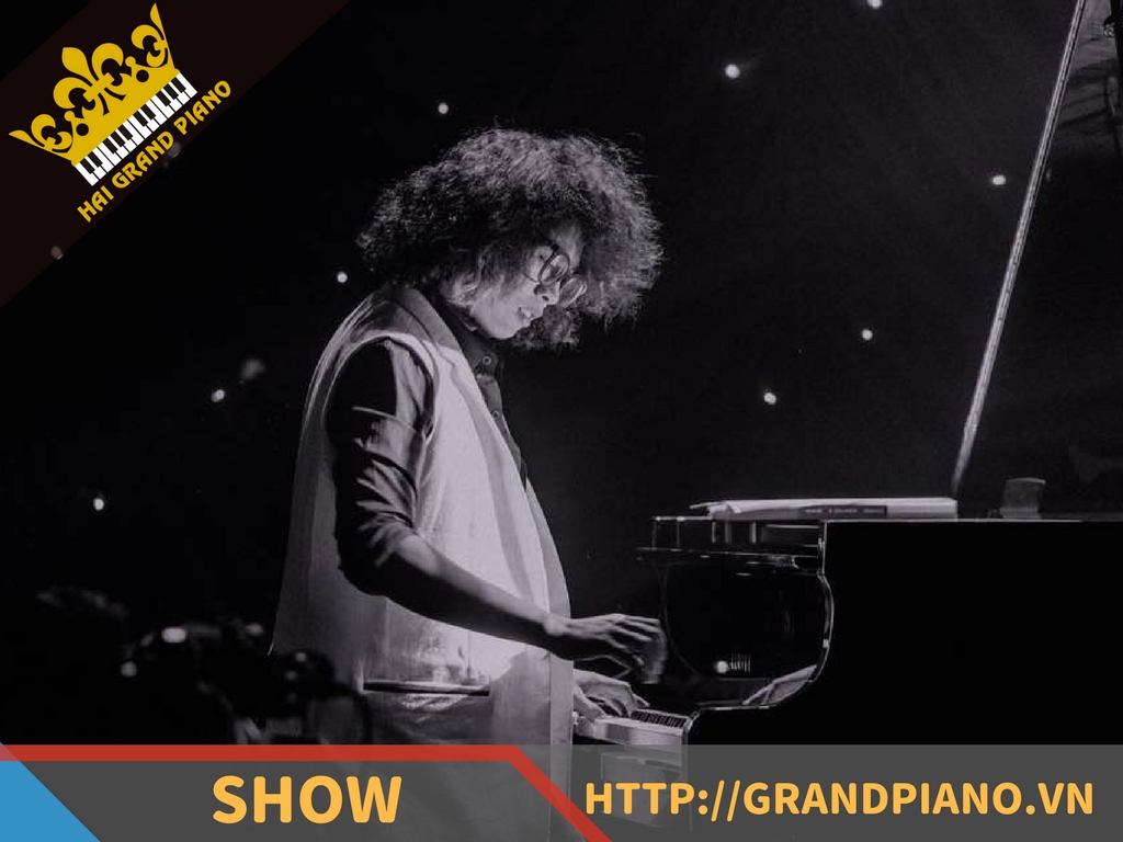 Tuấn Mạnh Phi Phi - Biểu Diễn Trên Cây Đàn Grand Piano Yamaha G3E