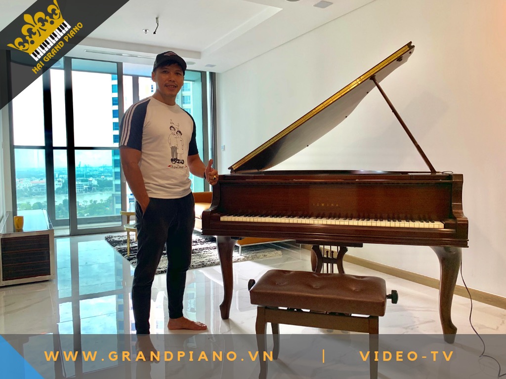 GRAND PIANO YAMAHA CONCERT C2 