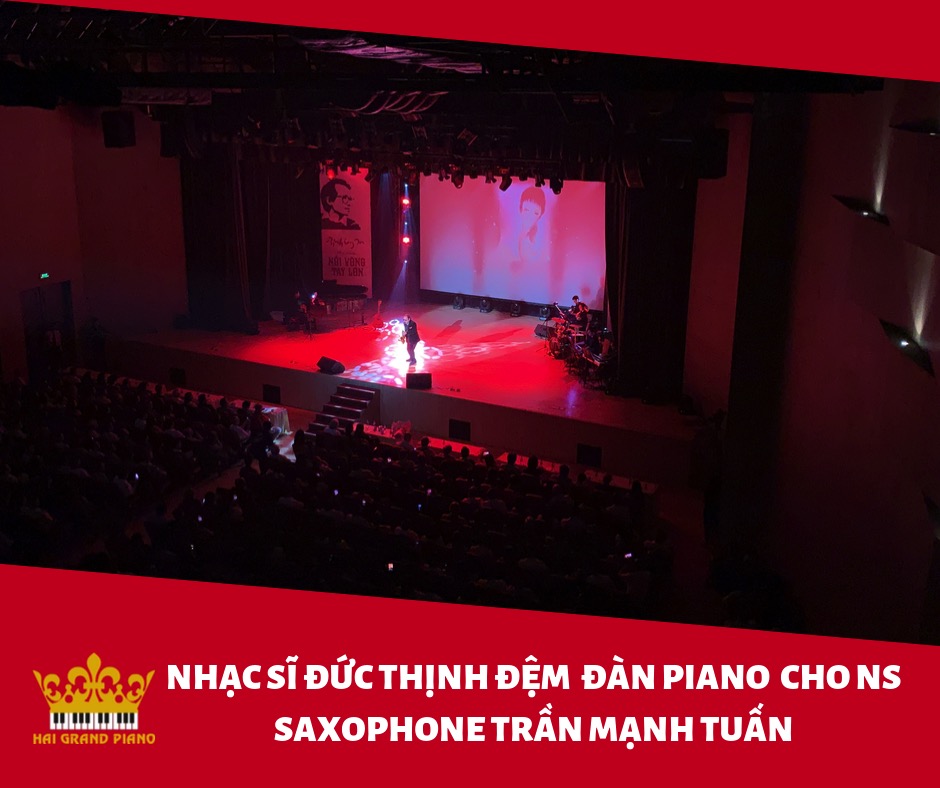 NHẠC SĨ ĐỨC THỊNH  ĐỆM ĐÀN GRAND PIANO CHO NS SAXOPHONE TRẦN MẠNH TUẤN 